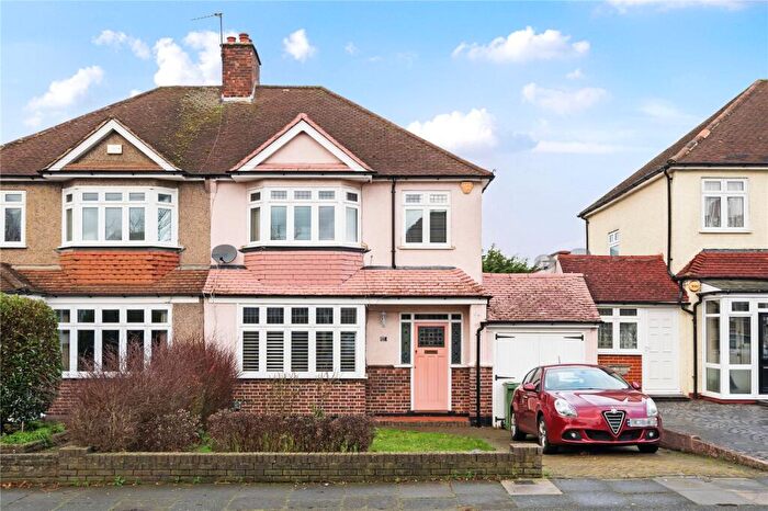 3 Bedroom Semi-Detached House For Sale In Horncastle Road, Lee, SE12