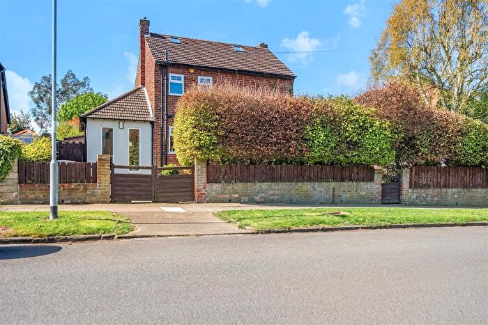 3 Bedroom Detached House For Sale In Hartford Road, Darlington, DL3