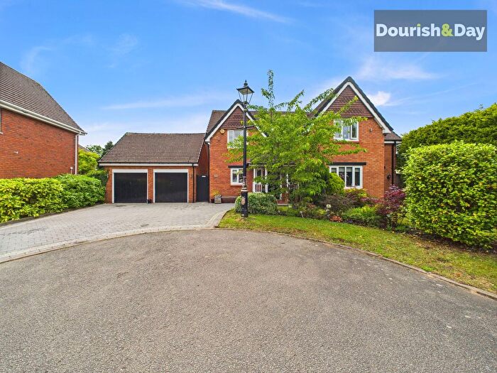 5 Bedroom Detached House For Sale In Queens Road, Calf Heath, WV10