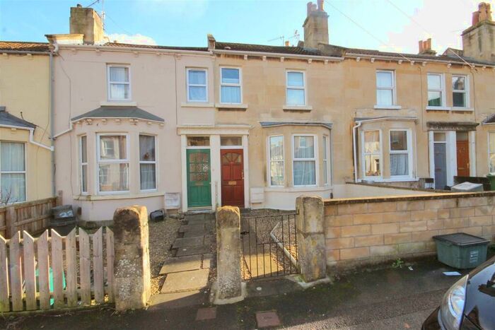 5 Bedroom House To Rent In Lorne Road, BA2