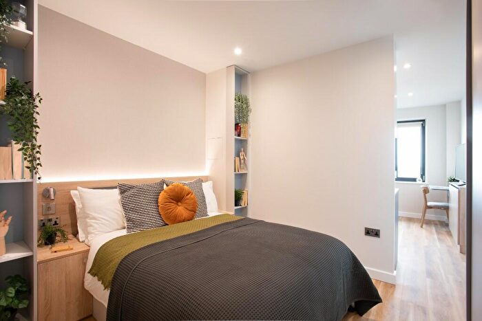 Studio To Rent In Enclave: Croydon, College Road, East Croydon, London, CR0