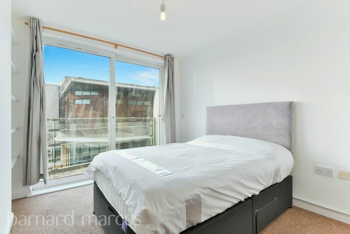 1 Bedroom Flat To Rent In Hamlyn House, High Street, Feltham, TW13