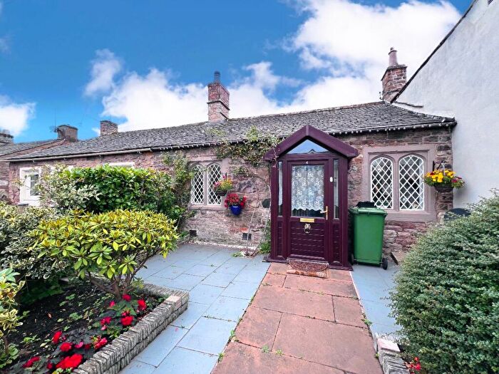 2 Bedroom Cottage For Sale In The Bungalows, Penrith, CA10