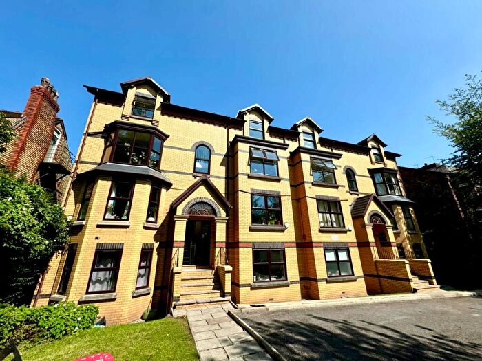2 Bedroom Flat To Rent In Sundial Bank, Demesne Road, M16