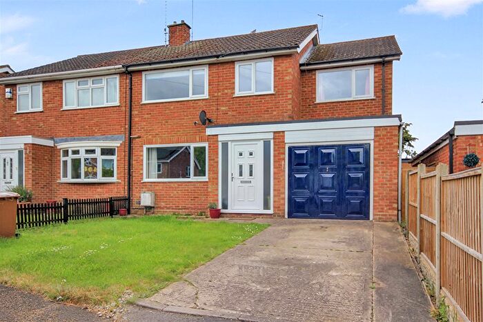 4 Bedroom Semi-detached House For Sale In Brookside, Bozeat, Wellingborough, NN29