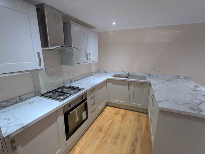 1 Bedroom Flat To Rent In High Street, Andover, SP10