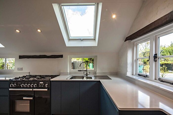 2 Bedroom Character Property To Rent In The Little Cottage, Goring On Thames, RG8