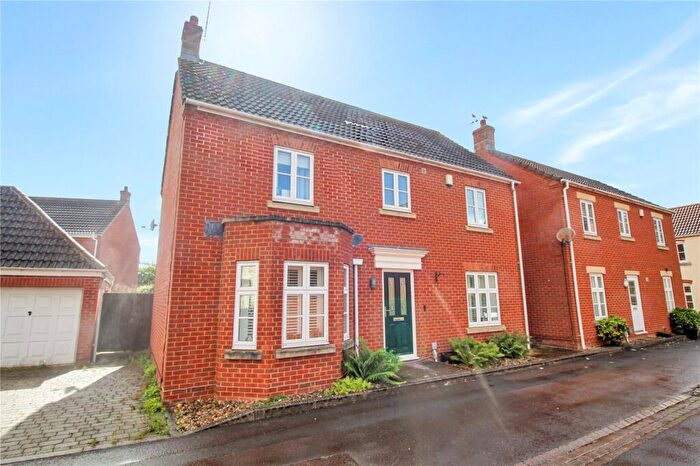 4 Bedroom Detached House For Sale In Sefton Road, Oakhurst, Swindon, SN25