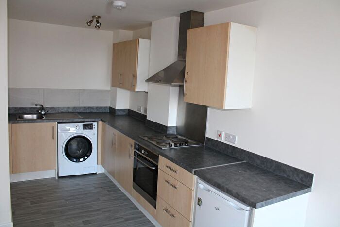 1 Bedroom Flat To Rent In Roebuck House, Southampton, SO15