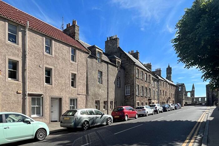 2 Bedroom Flat For Sale In South Street, St Andrews, KY16