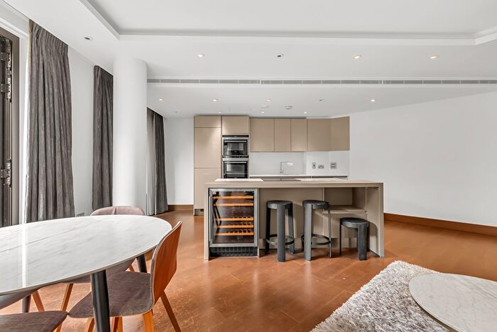 2 Bedroom Flat For Sale In Fetter Lane, London, EC4A