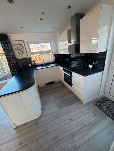 3 Bedroom Detached House To Rent In Kershaw Close, Luton, LU3