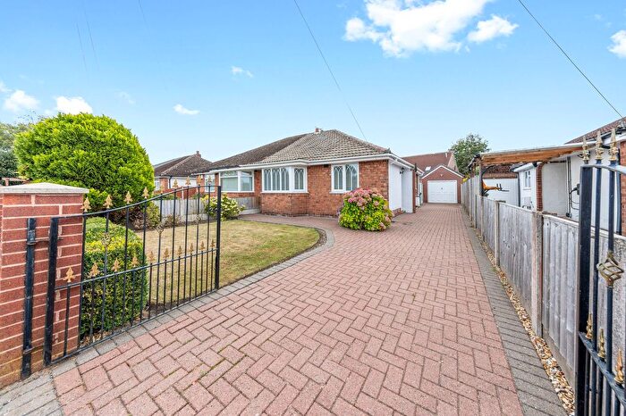 2 Bedroom Semi-Detached Bungalow For Sale In Thames Road, Culcheth, WA3