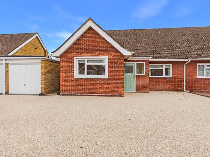 2 Bedroom Bungalow For Sale In Bodiam Road, Ipswich, Suffolk, IP3