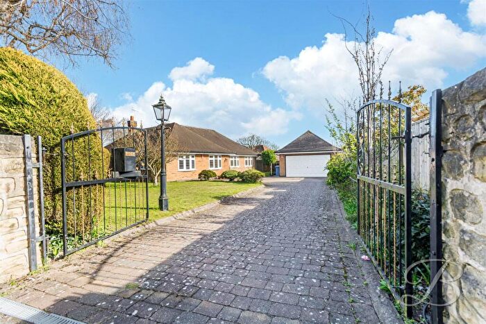 4 Bedroom Detached Bungalow For Sale In Lichfield Lane, Mansfield, NG18