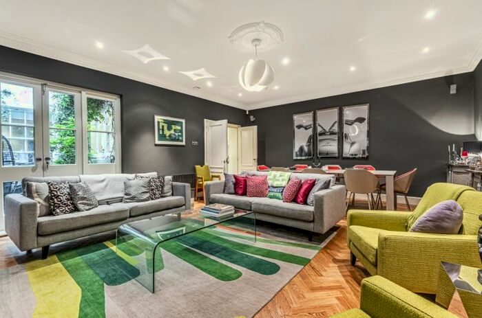 2 Bedroom Flat To Rent In Cleveland Square, London W2