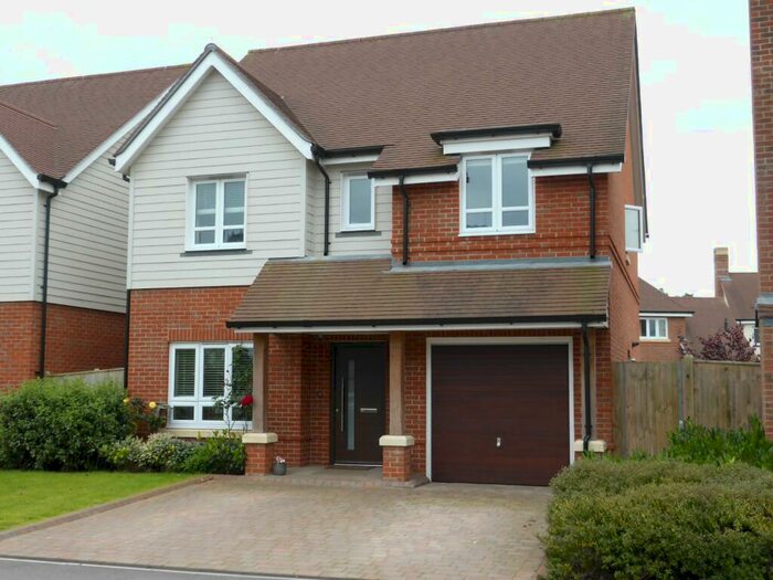 4 Bedroom Detached House To Rent In Willowbourne, Fleet, Hampshire, GU51