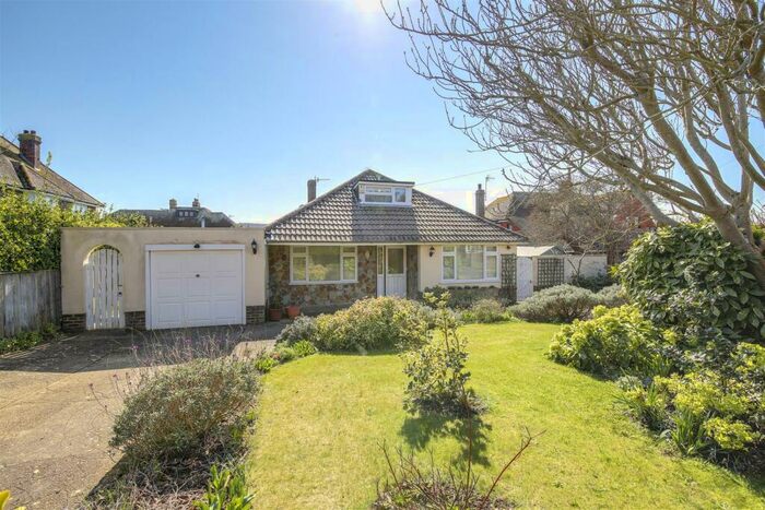 3 Bedroom Bungalow To Rent In Rother Road, Seaford, East Sussex, BN25