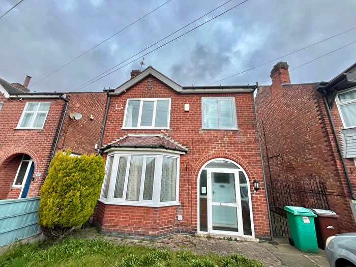 3 Bedroom Property To Rent In Sutton Passeys Crescent, Wollaton, Nottingham, NG8