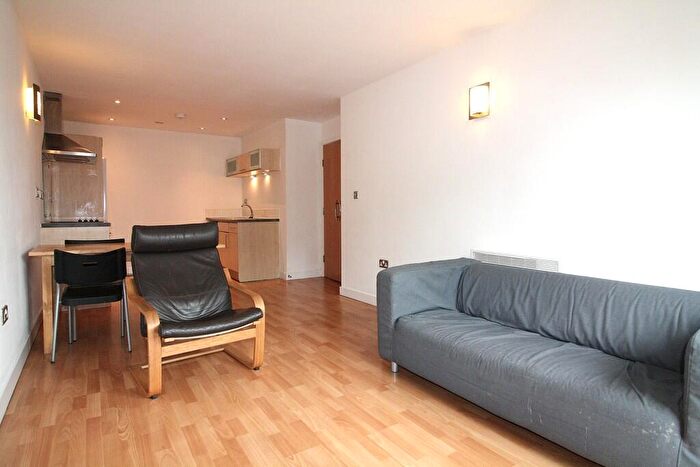 2 Bedroom Apartment To Rent In West One Tower, Cavendish Street, Sheffield, S3