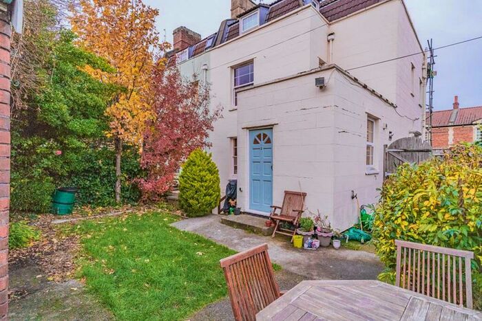 1 Bedroom Flat To Rent In Cheltenham Road, Cotham, Bristol, BS6