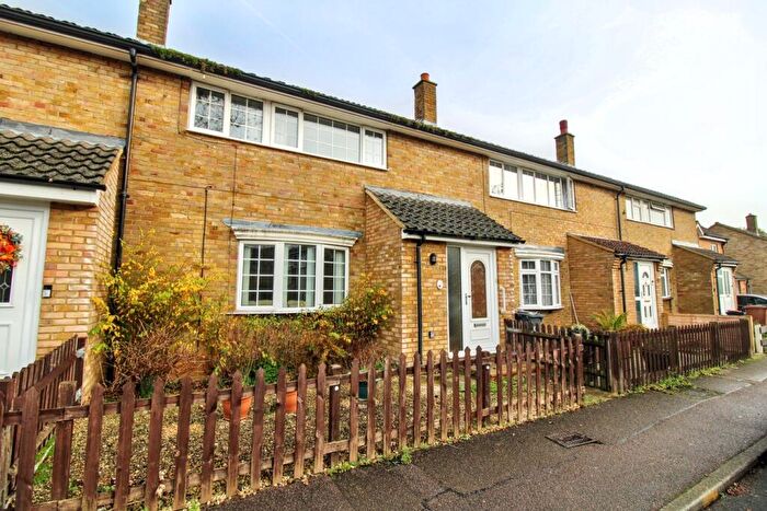 3 Bedroom House For Sale In Ferrier Road, Stevenage, SG2