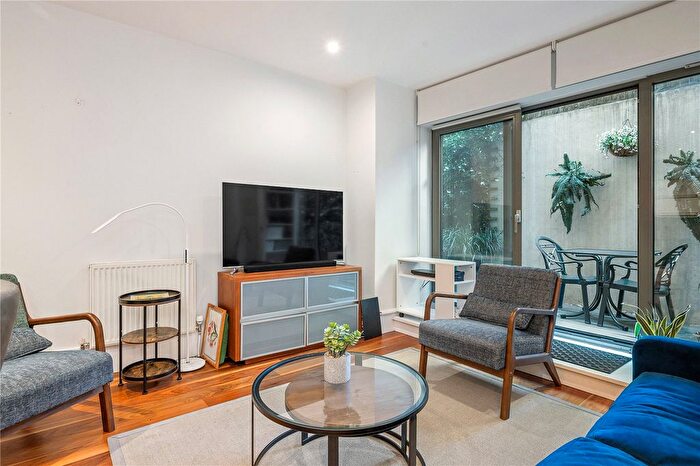 1 Bedroom Flat For Sale In Theobalds Road, London, WC1X
