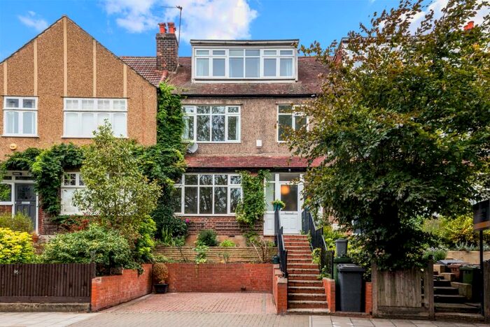 4 Bedroom Terraced House To Rent In Dartmouth Road London, SE23