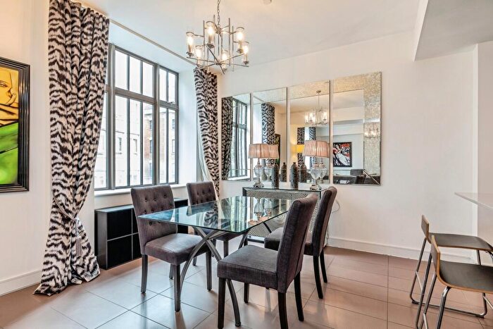 2 Bedroom Flat For Sale In Colston Avenue, Bristol, BS1