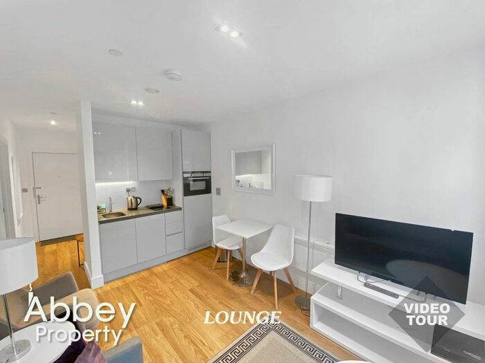 1 Bedroom Flat To Rent In Laporte Way, Luton, LU4