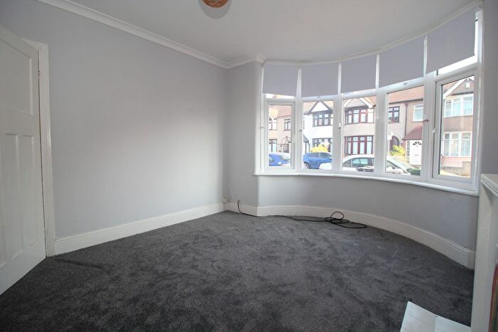 3 Bedroom Terraced House To Rent In Salisbury Avenue, Barking, IG11