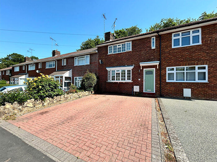 2 Bedroom Terraced House For Sale In Bernard Close, Dunstable, LU5