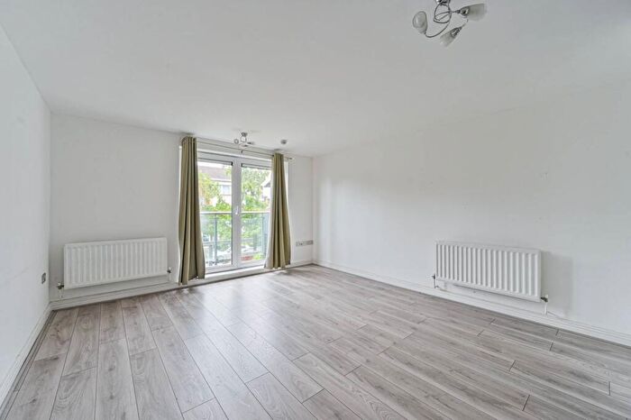 1 Bedroom Flat To Rent In Erebus Drive, Thamesmead, London, SE28