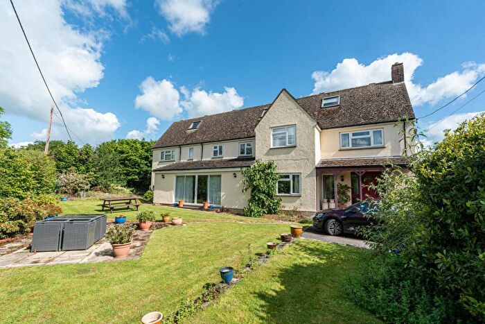 5 Bedroom Detached House For Sale In Woodlands, New Yatt, OX29