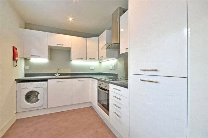 Studio To Rent In Blackburn Road, West Hampstead, NW6