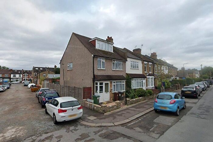 5 Bedroom End Of Terrace House To Rent In Pretoria Road, London, E4