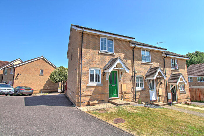 2 Bedroom End Of Terrace House For Sale In Nightingale Close, Stowmarket, IP14