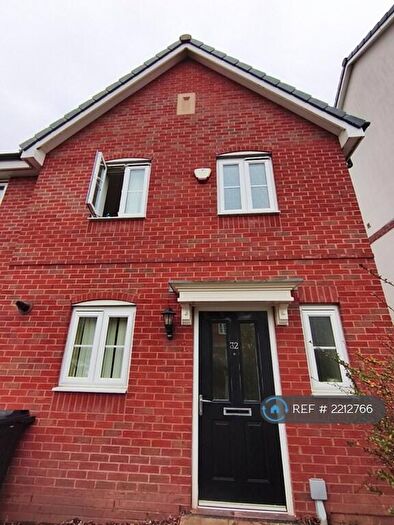 3 Bedroom Terraced House To Rent In Bishops Close, Birmingham, B23