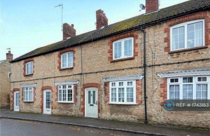 2 Bedroom Terraced House To Rent In High Street, Bozeat, Wellingborough, NN29