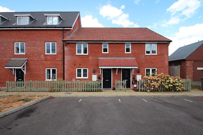 2 Bedroom Terraced House For Sale In Chiltern Crescent, Fair Oak, Eastleigh, SO50