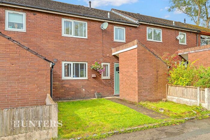 3 Bedroom Town House For Sale In Drymoss, Bardsley, Oldham, OL8