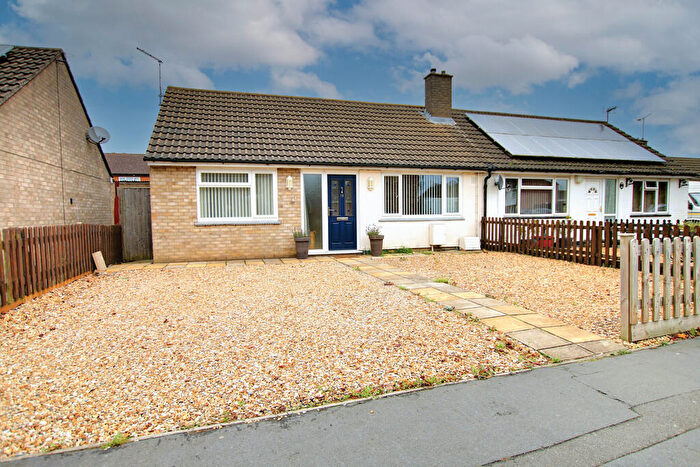3 Bedroom Semi-Detached Bungalow For Sale In Asplin Avenue, March, PE15