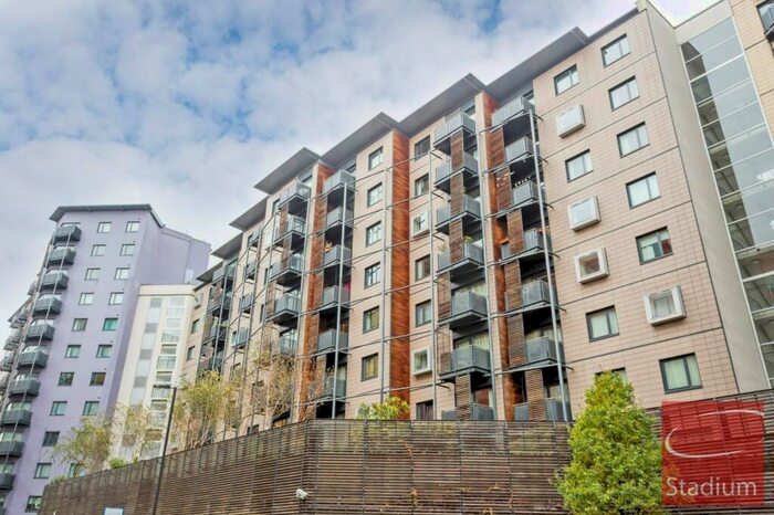 1 Bedroom Flat To Rent In Hornsey Street, - Energy Rating B, N7