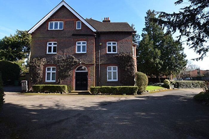 2 Bedroom Flat To Rent In Harpenden Road, St Albans, AL3