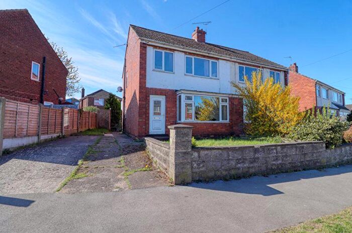 3 Bedroom Semi-Detached House For Sale In Middleton Road, Scunthorpe, DN16