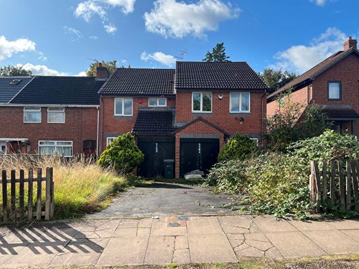3 Bedroom Semi Detached House For Sale In Burnel Road, Selly Oak, Birmingham, B29