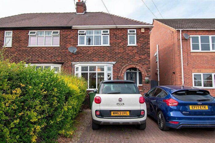 3 Bedroom Semi-Detached House For Sale In Birchwood Lane, Somercotes, Alfreton, DE55