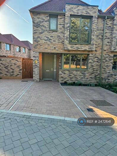 3 Bedroom Semi-Detached House To Rent In Mc Lean Drive, Oxford, OX3