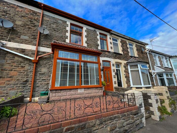 3 Bedroom Terraced House To Rent In Pencerrig Street, Pontypridd, CF37