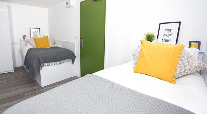 1 Bedroom Studio To Rent In The Pavement, Popes Lane, London, W5